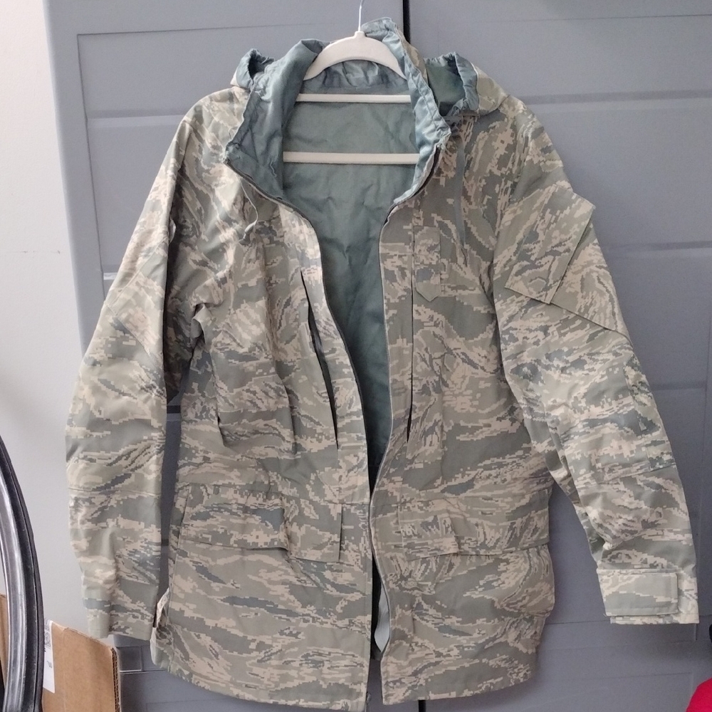 Medium Camouflage Women's Jacket